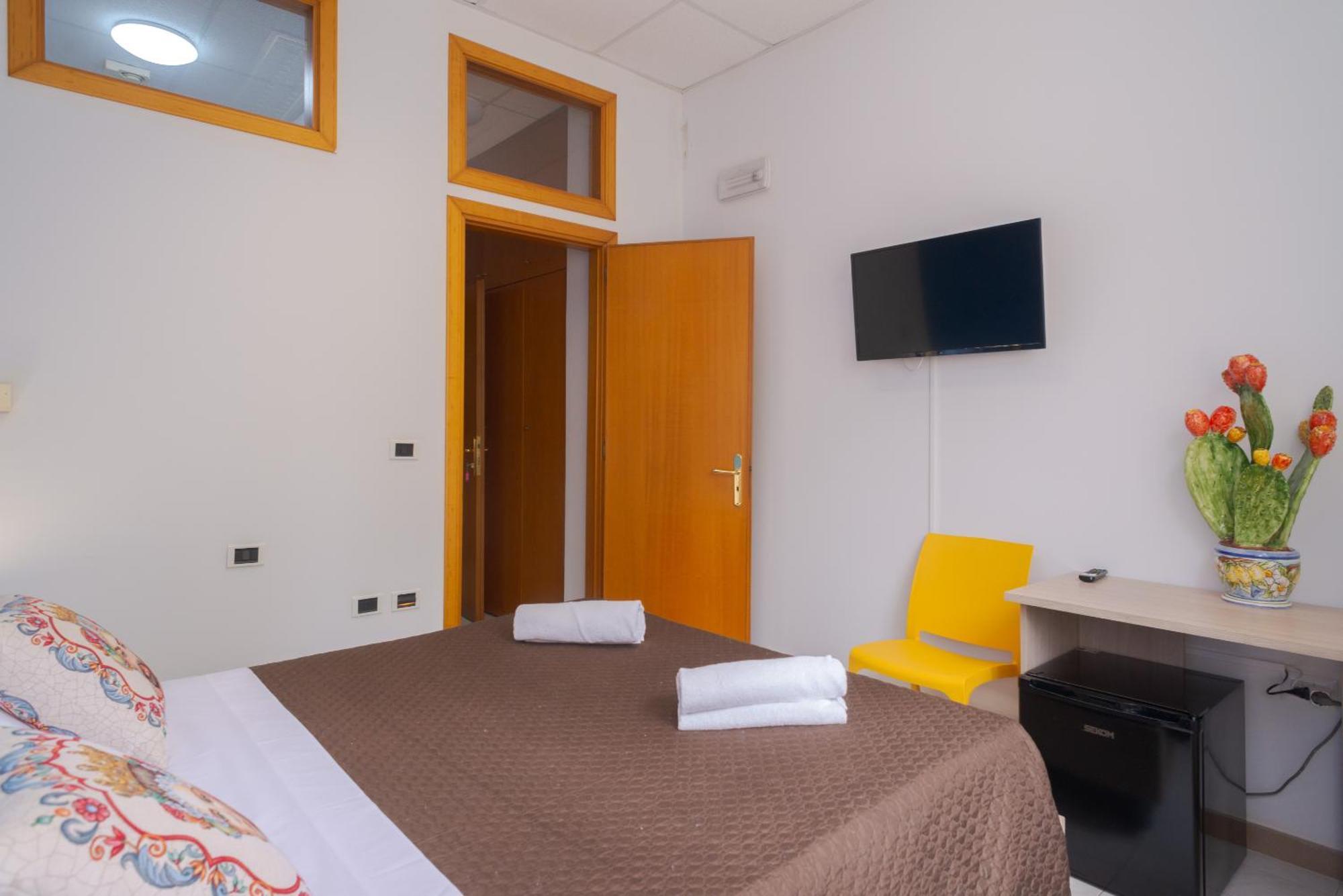 Lady Hill Bed and Breakfast Taormina Buitenkant foto